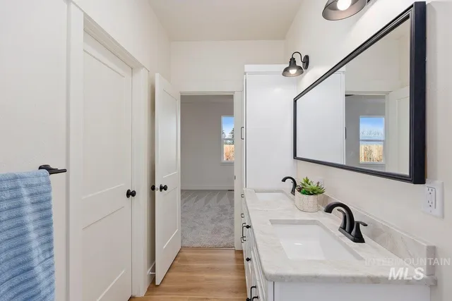 $399,500 | 1020 South Adell Street, Filer, ID 83328