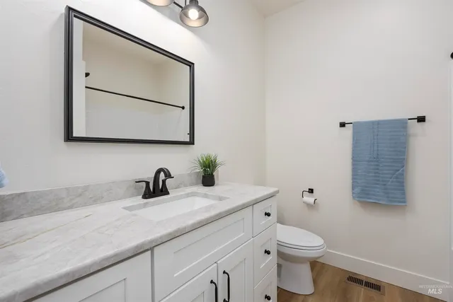 $399,500 | 1020 South Adell Street, Filer, ID 83328