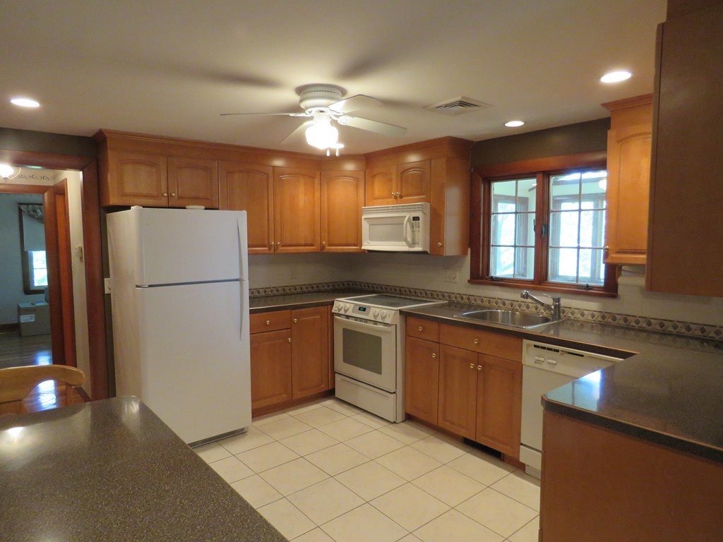 40 Mill Road Westborough, MA 01581 - Photo 5 of 28 Gallery Image 5