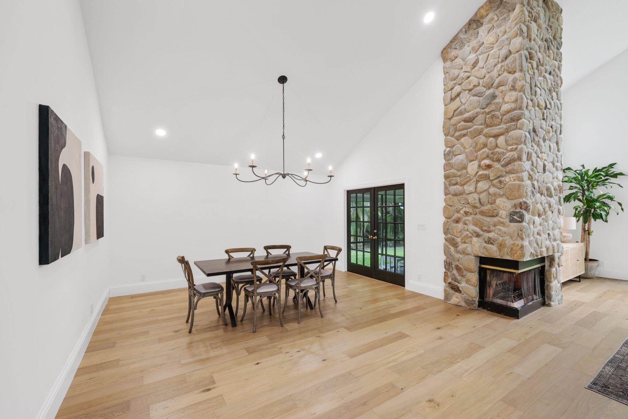 3235 Hyde Circle Boca Raton, FL 33434 - Photo 13 of 76 Dining area