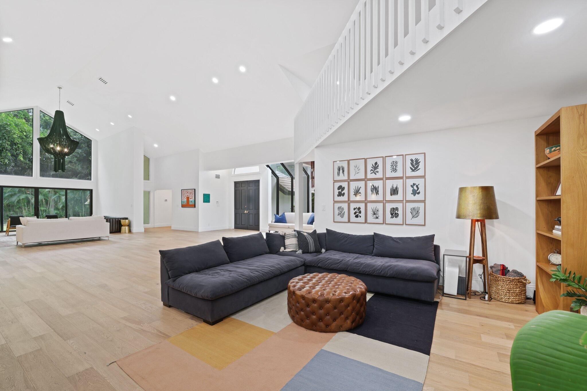 3235 Hyde Circle Boca Raton, FL 33434 - Photo 31 of 76 Family room