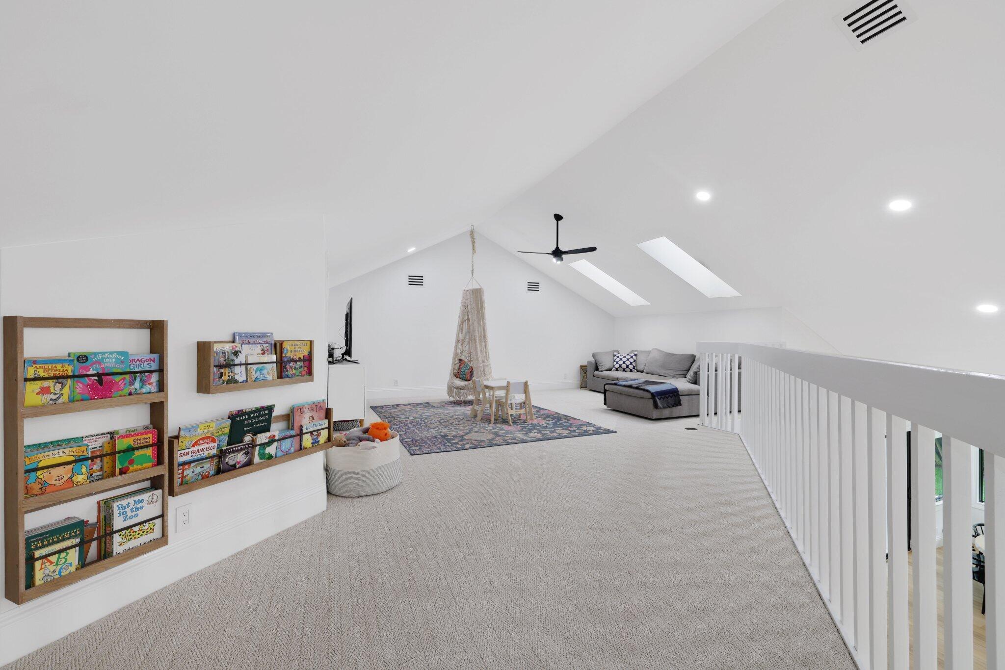 3235 Hyde Circle Boca Raton, FL 33434 - Photo 33 of 76 Loft space