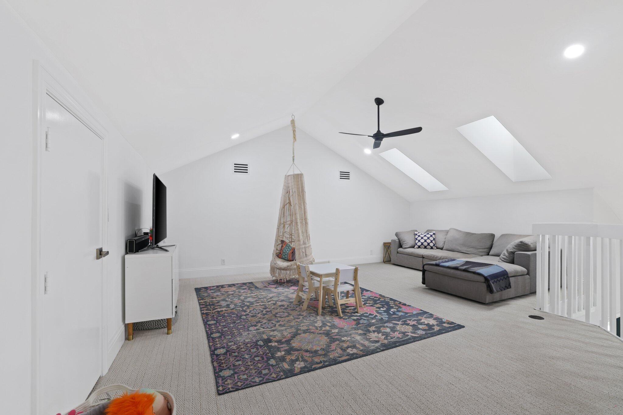 3235 Hyde Circle Boca Raton, FL 33434 - Photo 34 of 76 Loft space