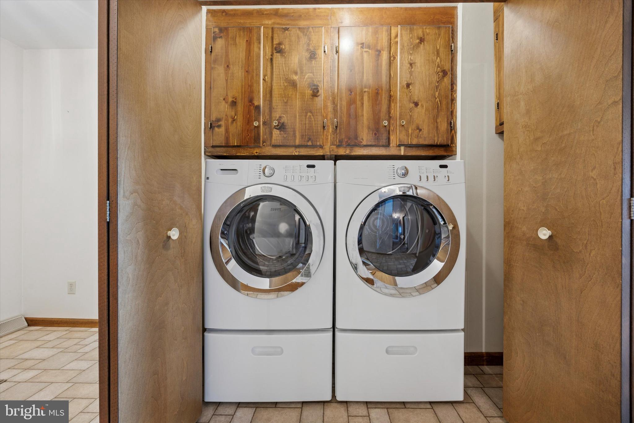 1690 Kumry Road Quakertown, PA 18951 - Photo 18 of 34 a utility room with dryer and washer