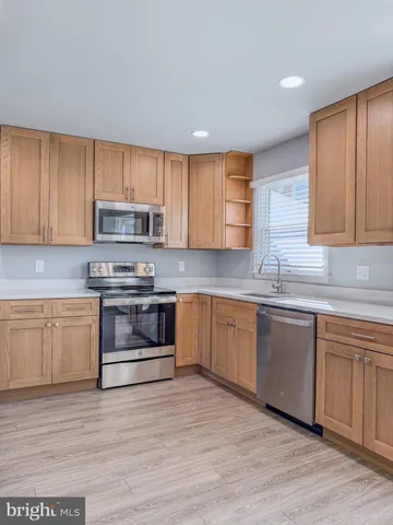 $610,000 | 7506 Todd Place, Manassas, VA 20109