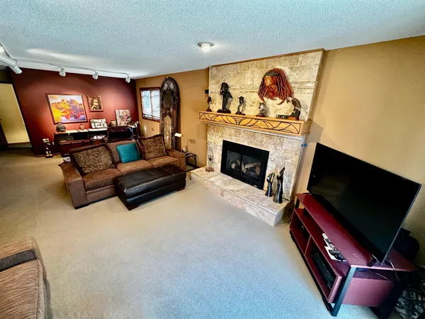 $515,000 | 8128 Lower 129th Court, Apple Valley, MN 55124