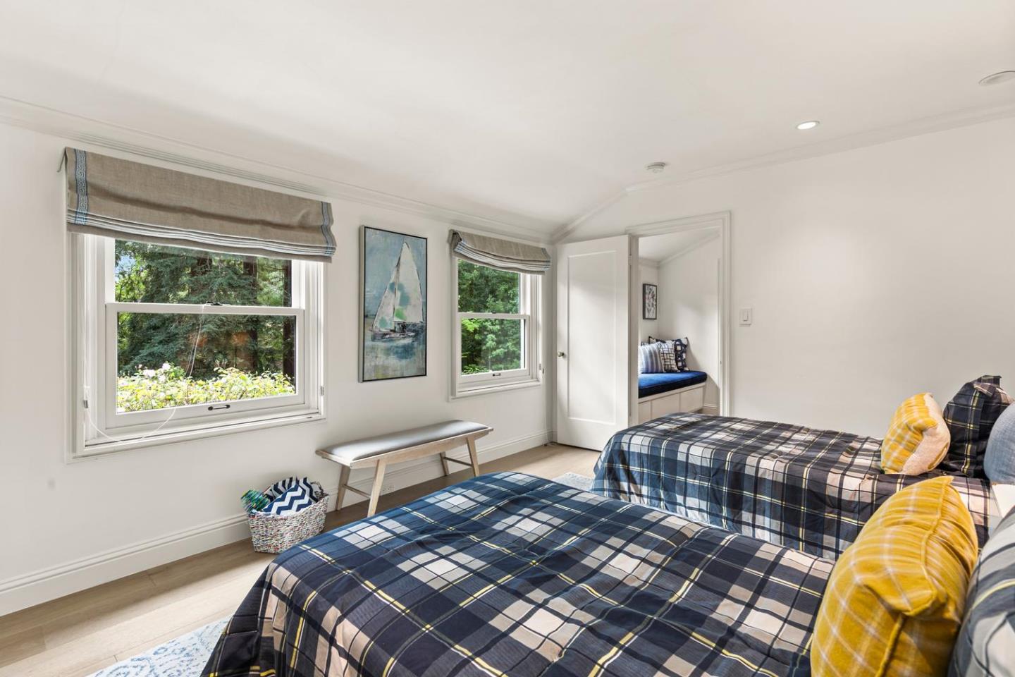 755 Bromfield Road Hillsborough, CA 94010 - Photo 22 of 49