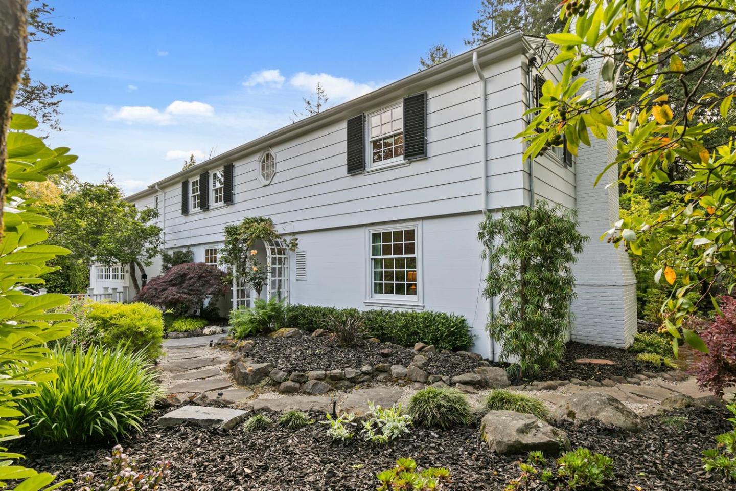 755 Bromfield Road Hillsborough, CA 94010 - Photo 41 of 49