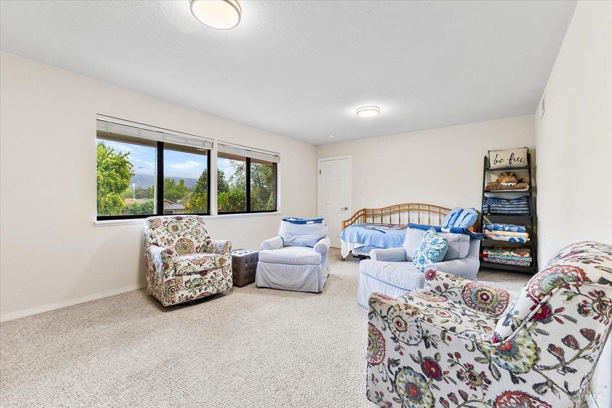 6850 Oakmont Drive Santa Rosa, CA 95409 - Photo 32 of 49
