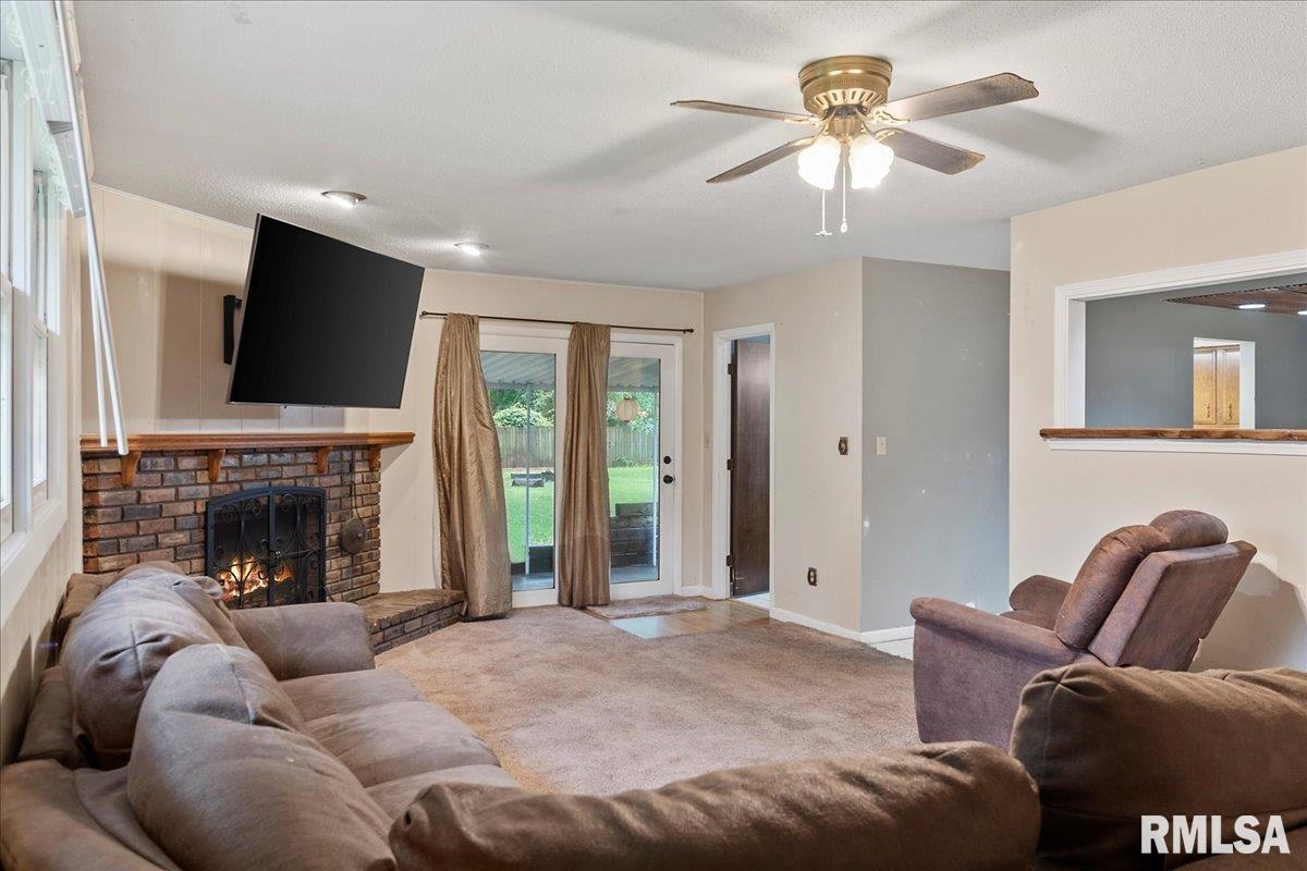 4106 South 2nd Street Springfield, IL 62703 - Photo 6 of 32 Gallery Image 6