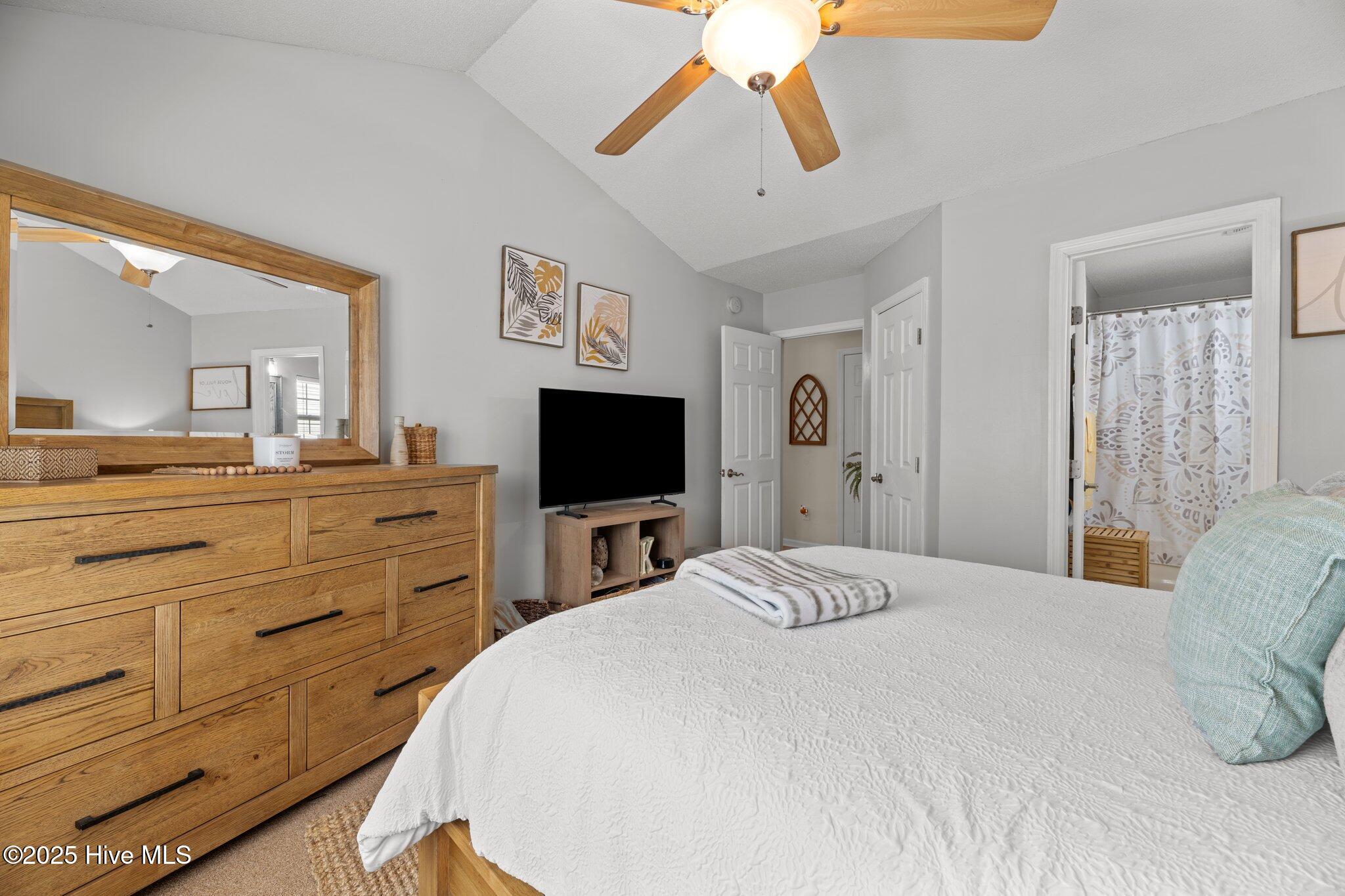 4613 Rainmaker Drive New Bern, NC 28562 - Photo 11 of 29 Primary Bedroom