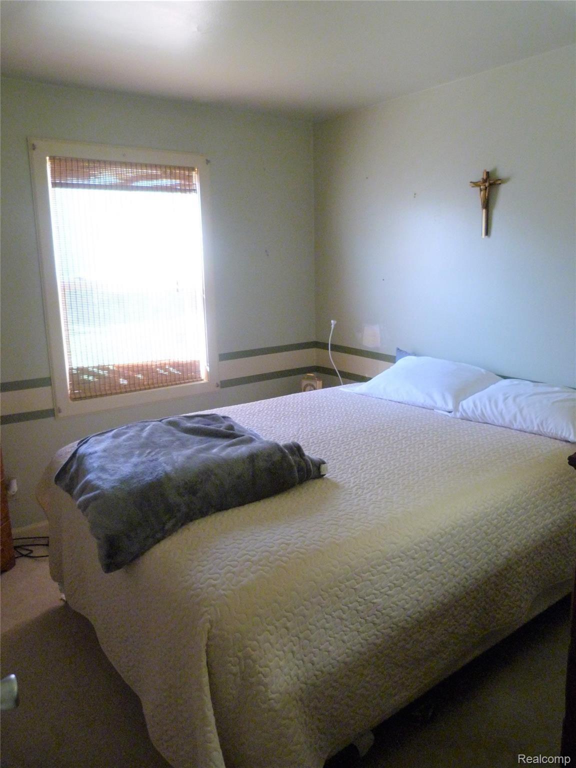 5805 Branch Road Flint, MI 48506 - Photo 5 of 11 P1050274.JPG