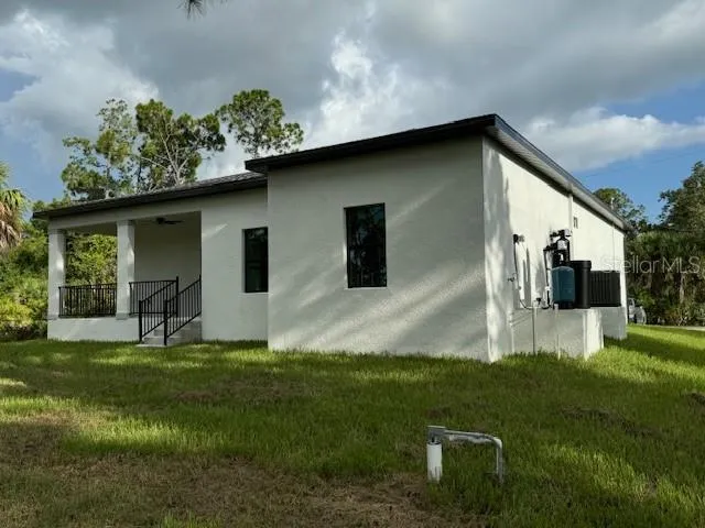 a front view of house with yard