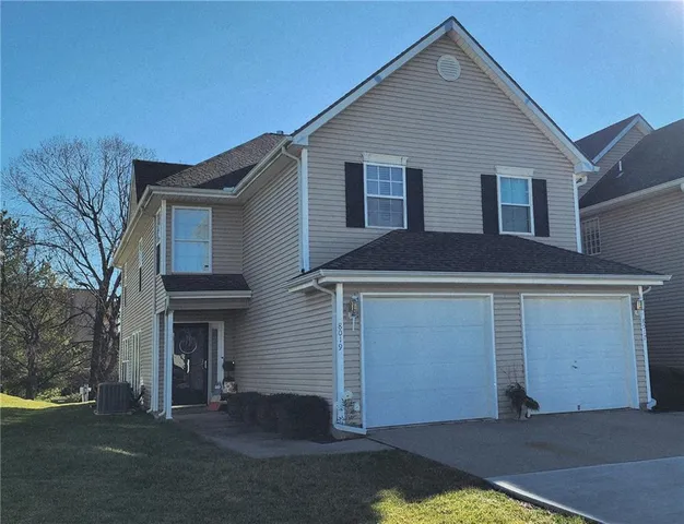 $254,900 | 8019 North Lawn Avenue, Kansas City, MO 64119