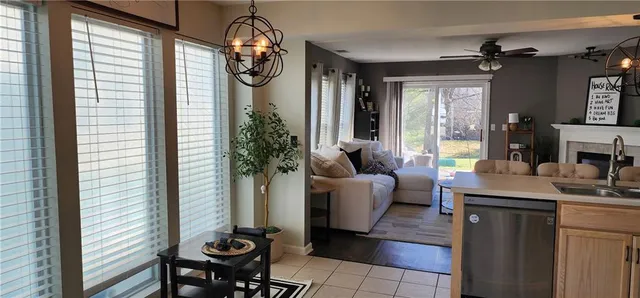 $254,900 | 8019 North Lawn Avenue, Kansas City, MO 64119