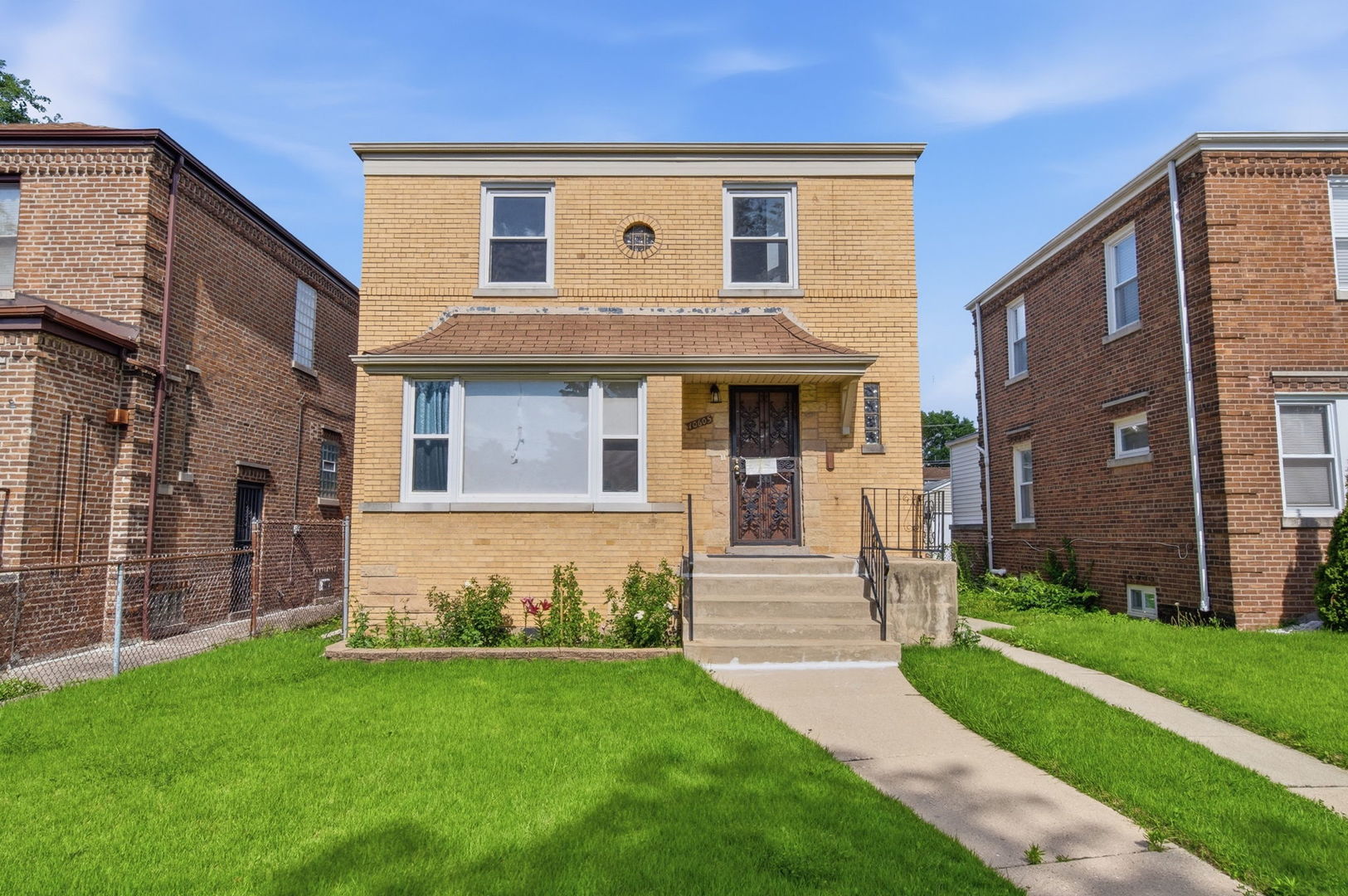 10605 South Normal Avenue Chicago, IL 60628 - Photo 2 of 19
