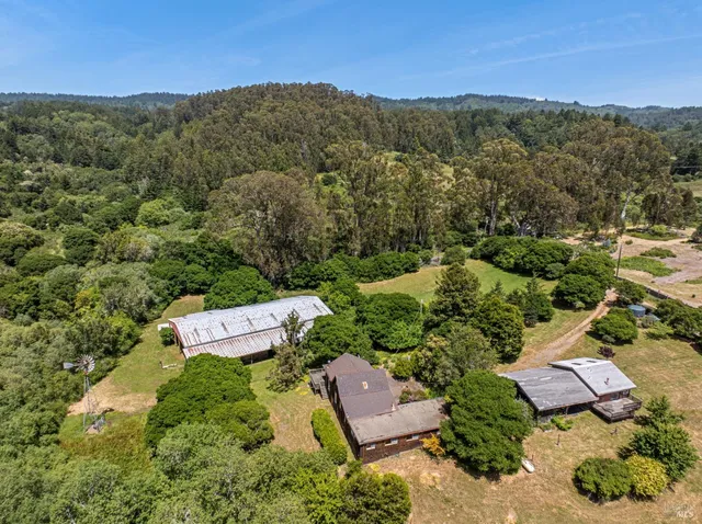$2,980,000 | 5955 Shoreline Highway, Bolinas, CA 94924