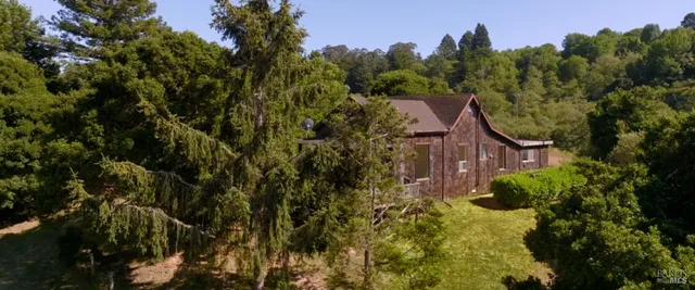 $2,980,000 | 5955 Shoreline Highway, Bolinas, CA 94924