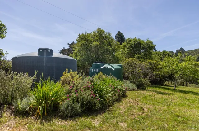 $2,980,000 | 5955 Shoreline Highway, Bolinas, CA 94924