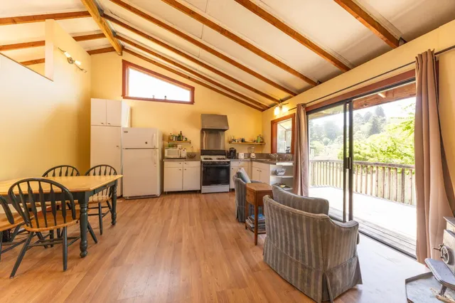 $2,980,000 | 5955 Shoreline Highway, Bolinas, CA 94924