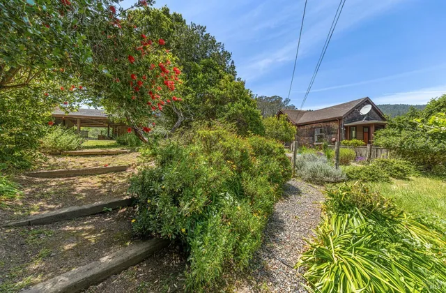 $2,980,000 | 5955 Shoreline Highway, Bolinas, CA 94924