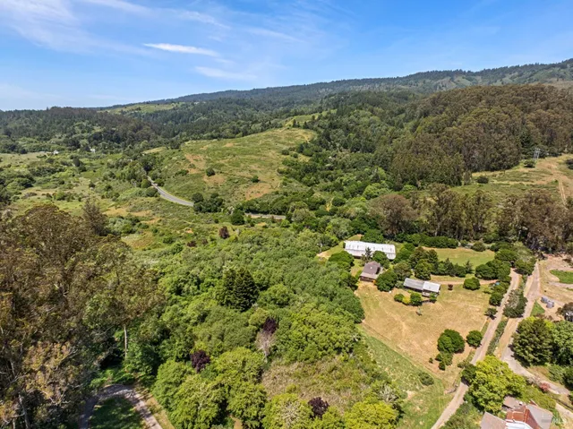 $2,980,000 | 5955 Shoreline Highway, Bolinas, CA 94924