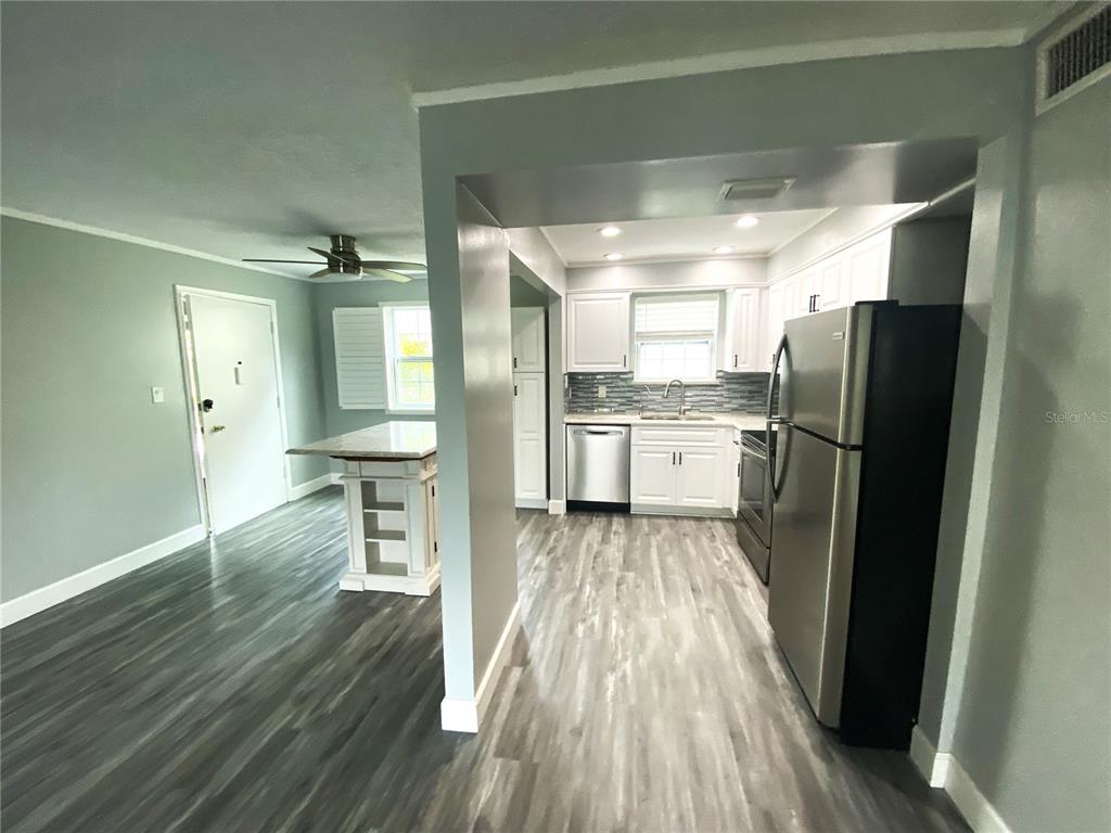 1500 Gay Road, Unit 24B Winter Park, FL 32789 - Photo 8 of 23