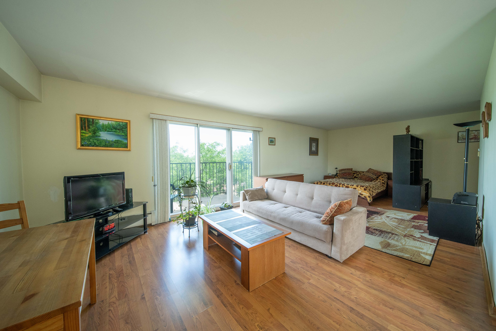 9009 Golf Road, Unit 5B Des Plaines, IL 60016 - Photo 12 of 29 Gallery Image 12