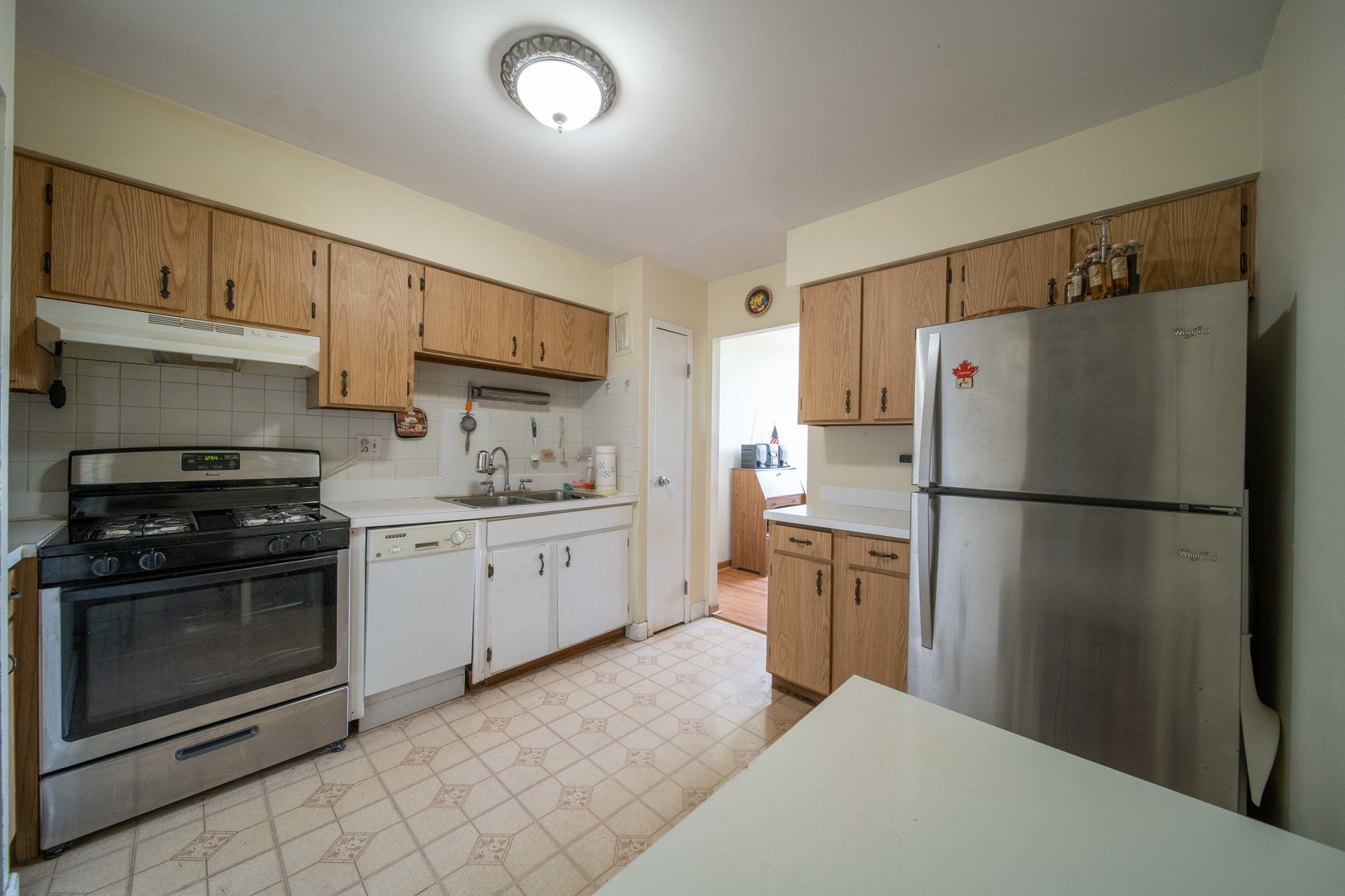 9009 Golf Road, Unit 5B Des Plaines, IL 60016 - Photo 20 of 29 Gallery Image 20