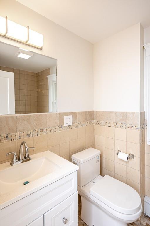 25 Avondale Road Newton, MA 02459 - Photo 18 of 25