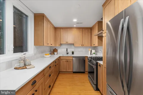 $799,999 | 4111 Denfeld Avenue, Kensington, MD 20895