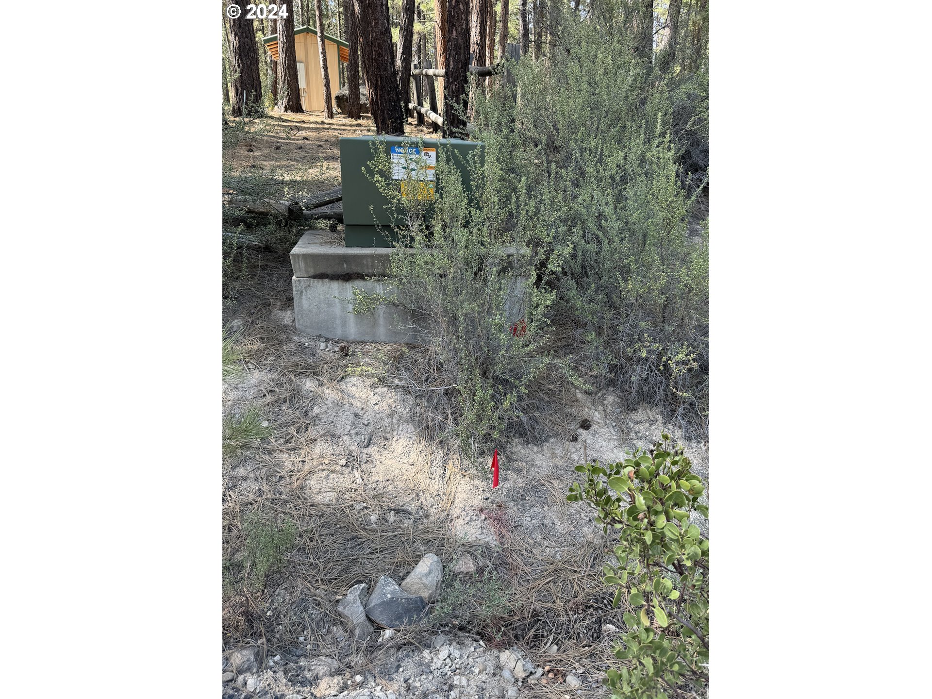 Water View Way, Unit 3 Chiloquin, OR 97624 - Photo 9 of 18 a bathroom with a shower