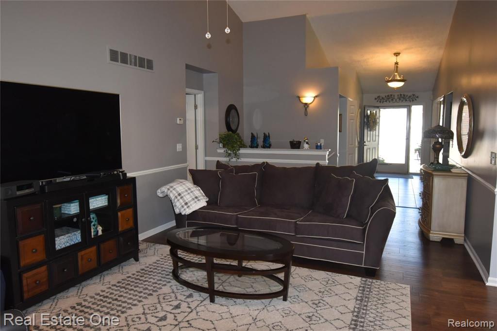 26258 Wacker Drive, Unit 200 Chesterfield, MI 48051 - Photo 11 of 43