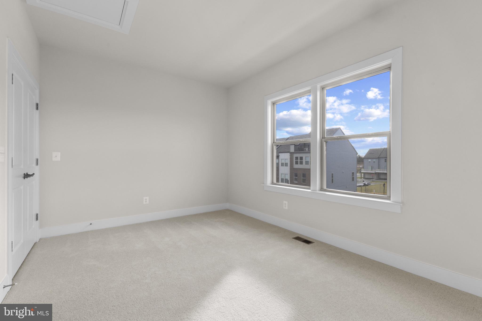 8875 Curie Street Manassas, VA 20110 - Photo 22 of 27