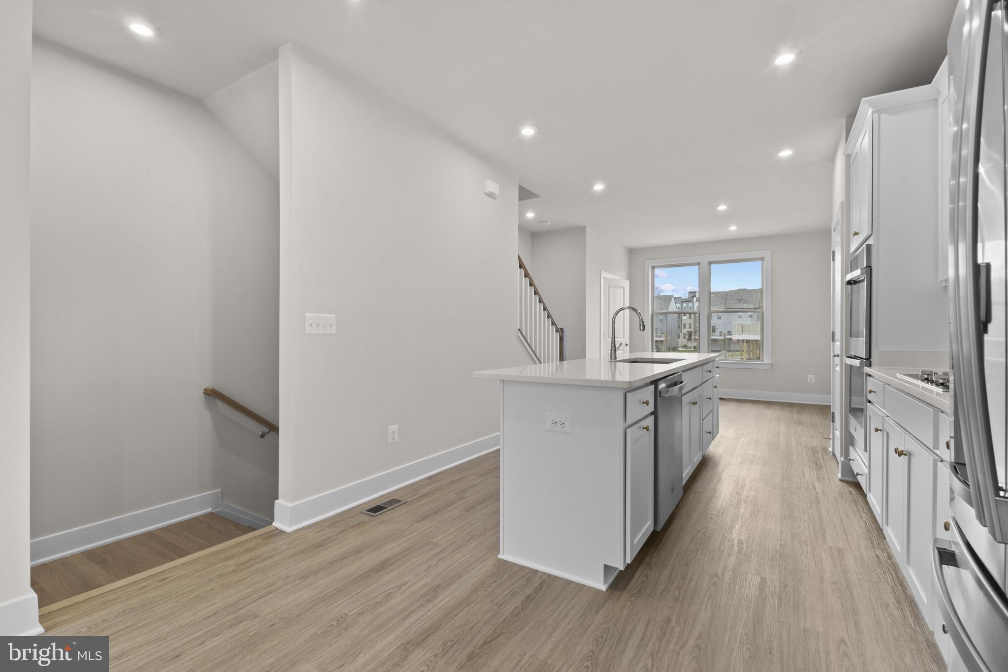 8875 Curie Street Manassas, VA 20110 - Photo 10 of 27