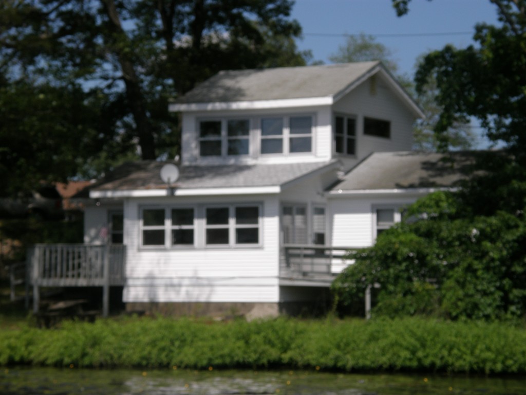 271 Killdeer Road Webster, MA 01570 - Photo 2 of 30 Gallery Image 2
