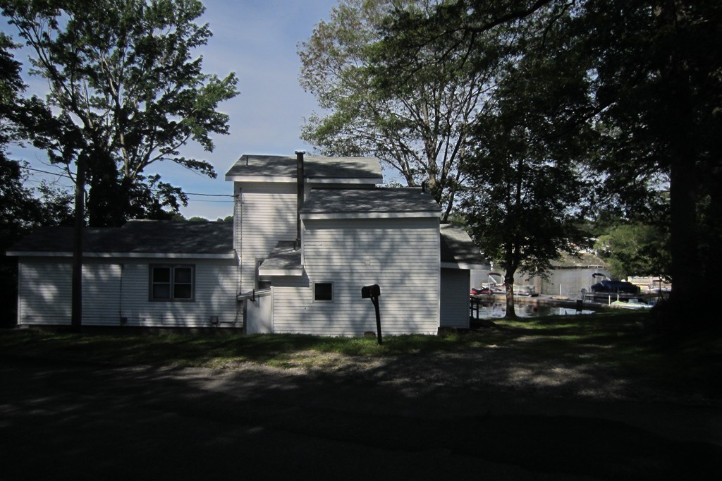 271 Killdeer Road Webster, MA 01570 - Photo 6 of 30 Gallery Image 6