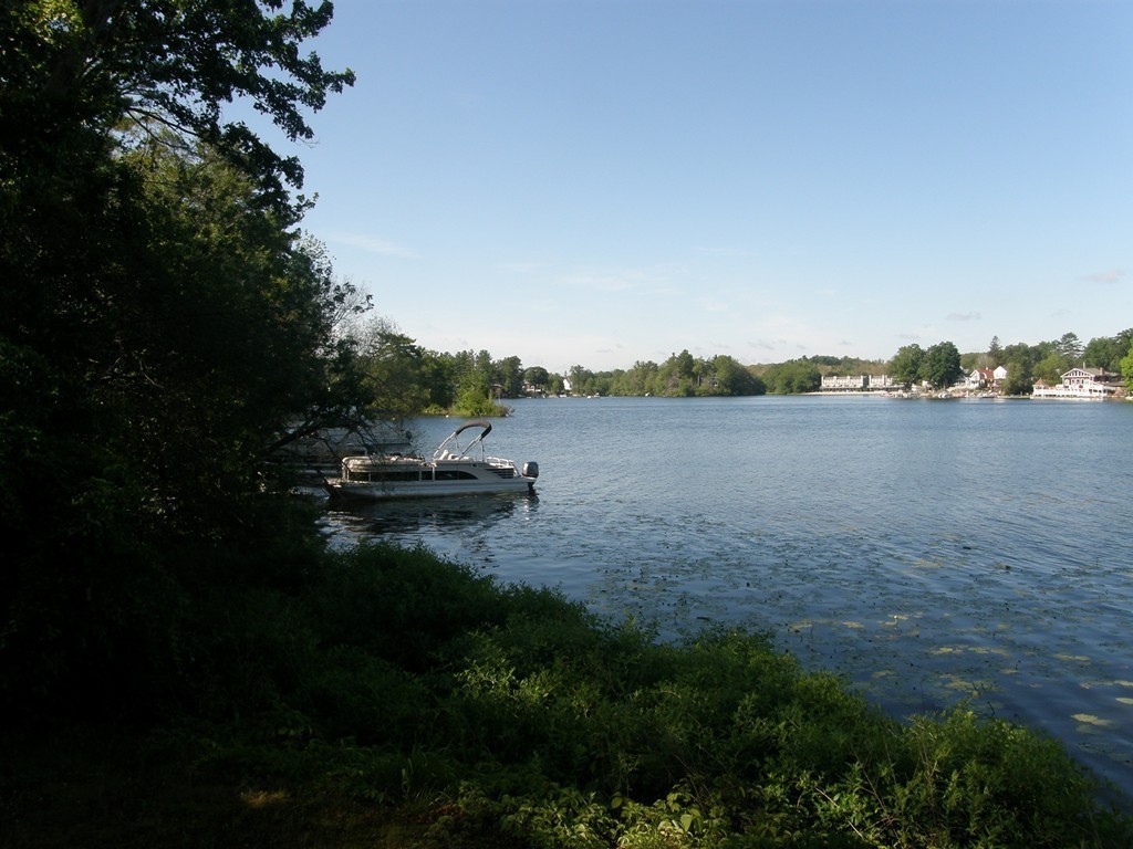 271 Killdeer Road Webster, MA 01570 - Photo 9 of 30 Gallery Image 9