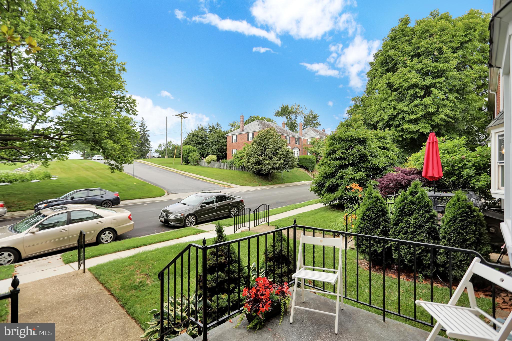 416 Overbrook Road Baltimore, MD 21212 - Photo 32 of 41 Front porch