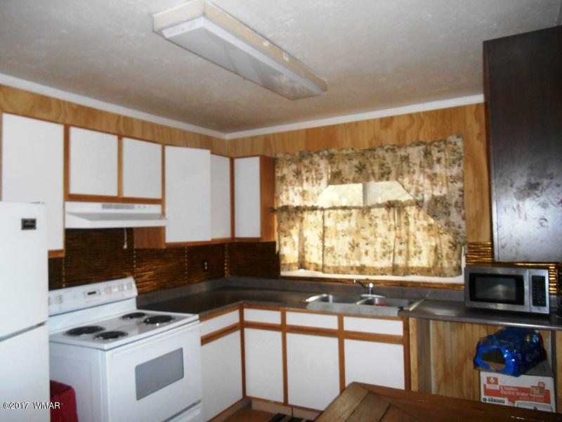3431 Top View Road Overgaard, AZ 85933 - Photo 4 of 17