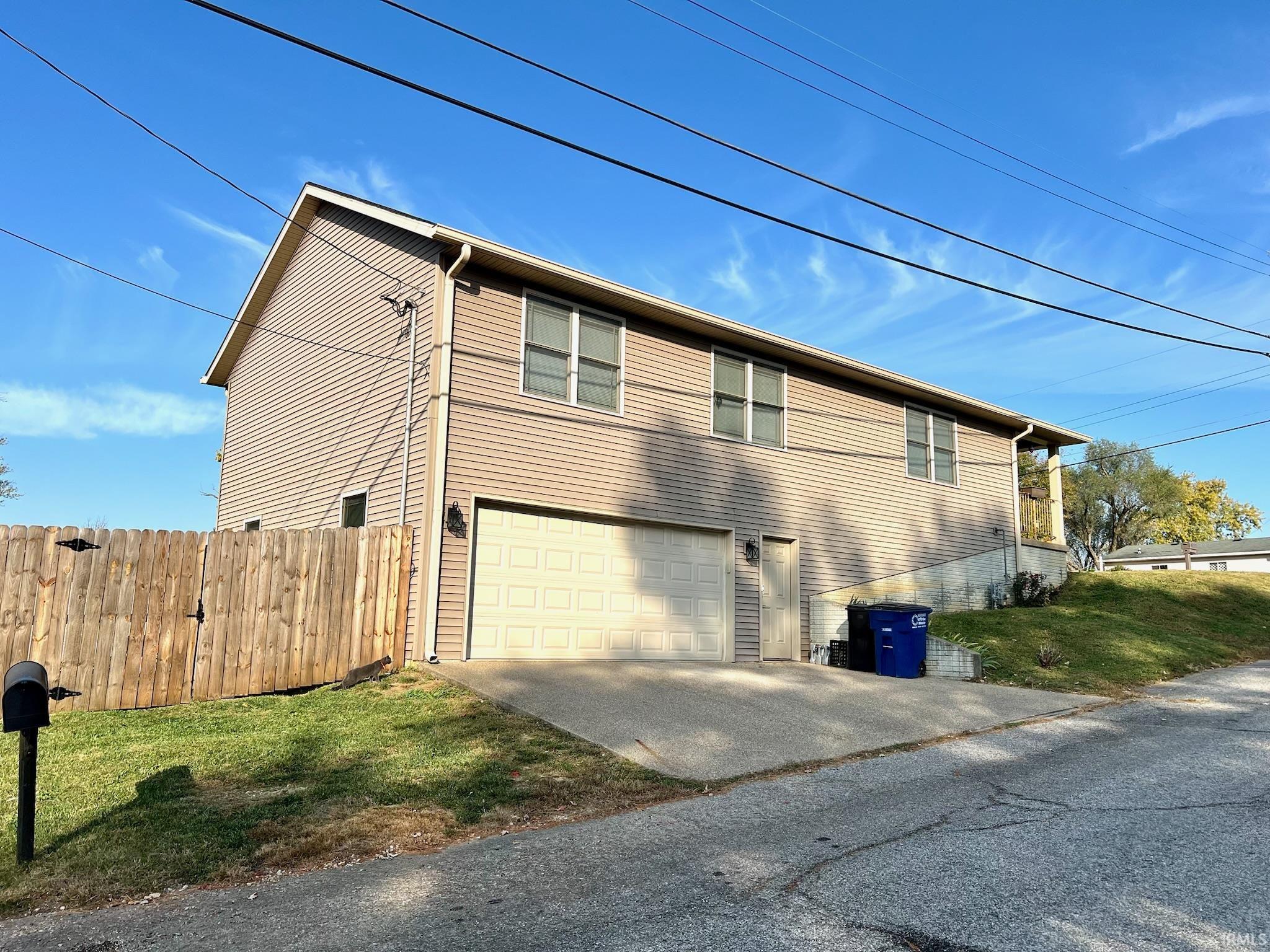 1002 24th Street Bedford, IN 47421 - Photo 4 of 36