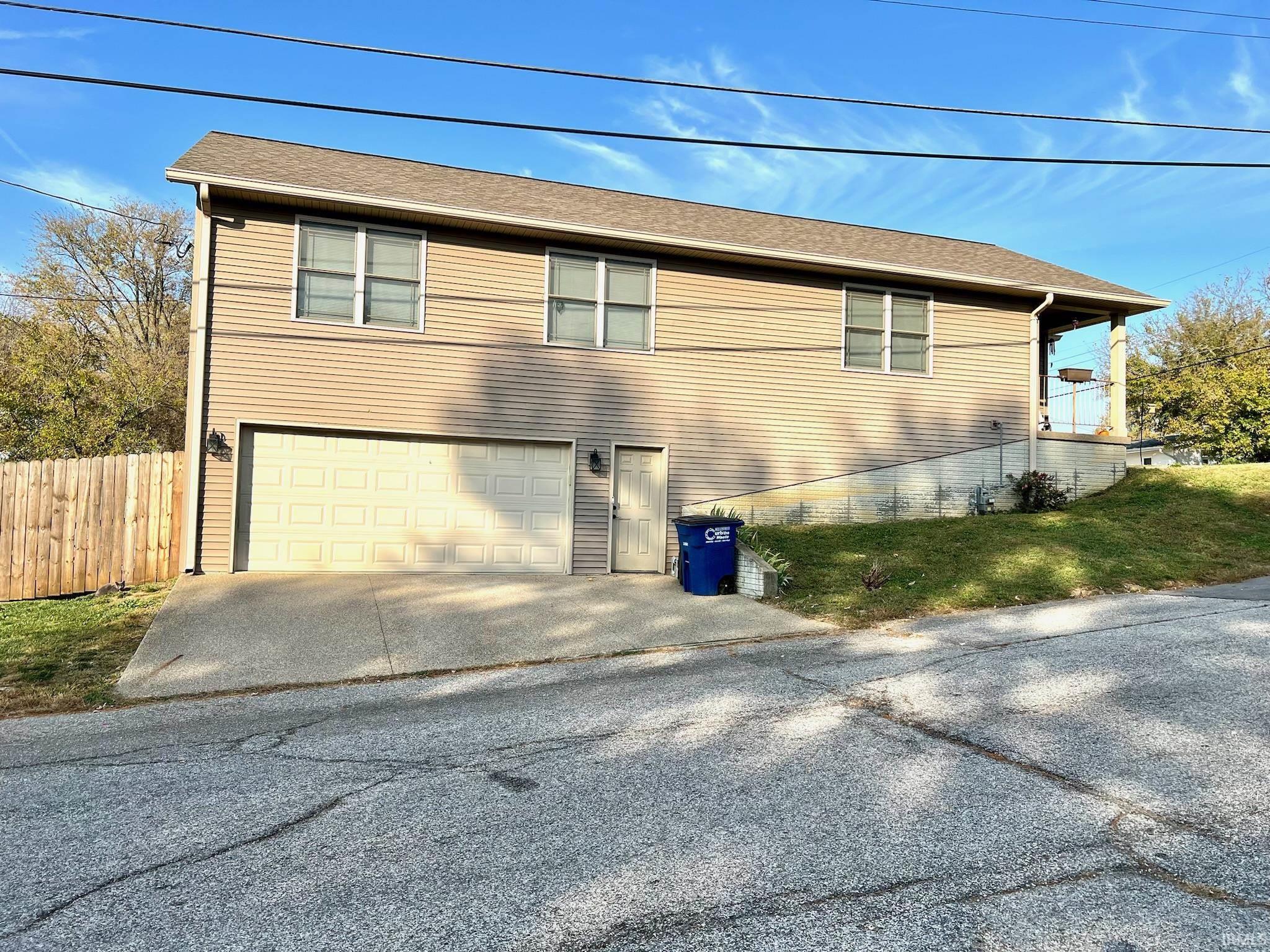 1002 24th Street Bedford, IN 47421 - Photo 5 of 36