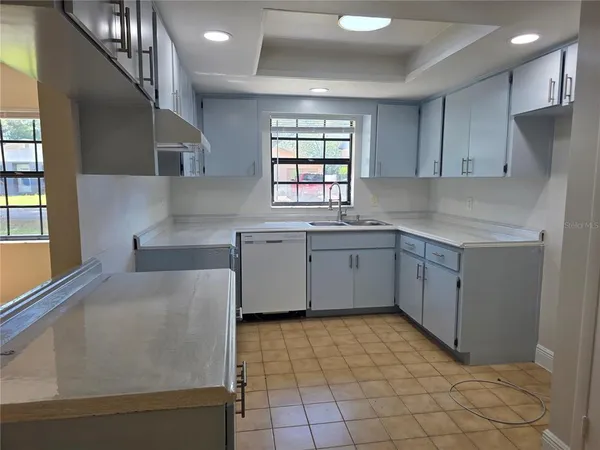 $2,395 | 10410 North Ojus Drive, Tampa, FL 33617