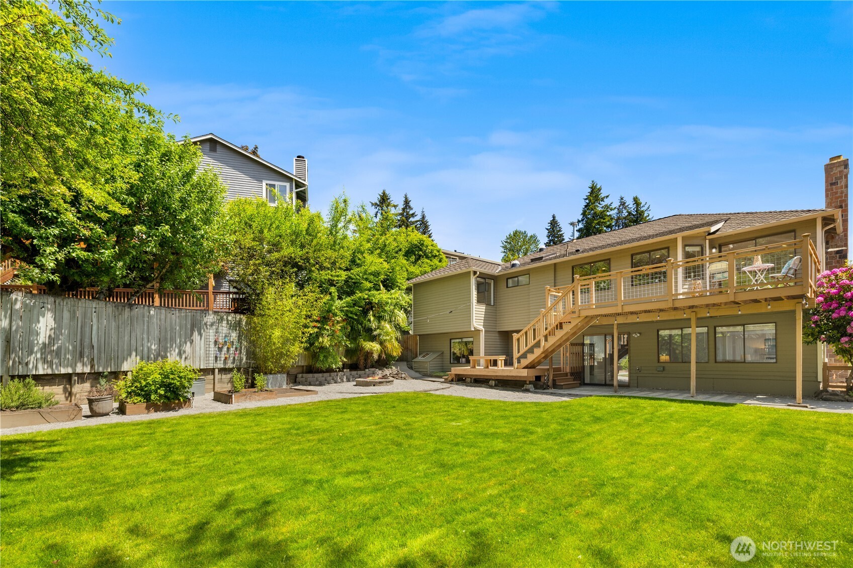 14821 104th Avenue Northeast Bothell, WA 98011 - Photo 31 of 38