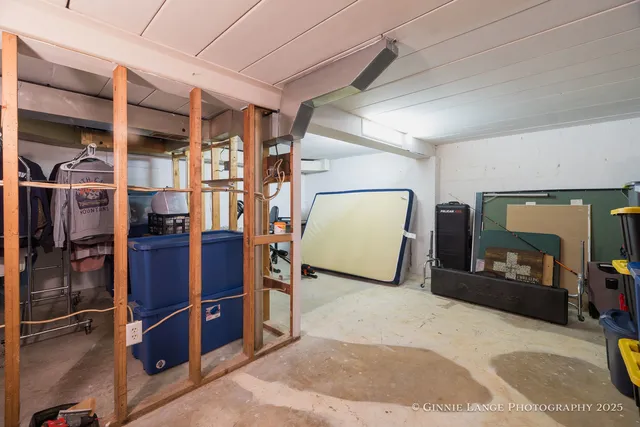 a view of a storage & utility room