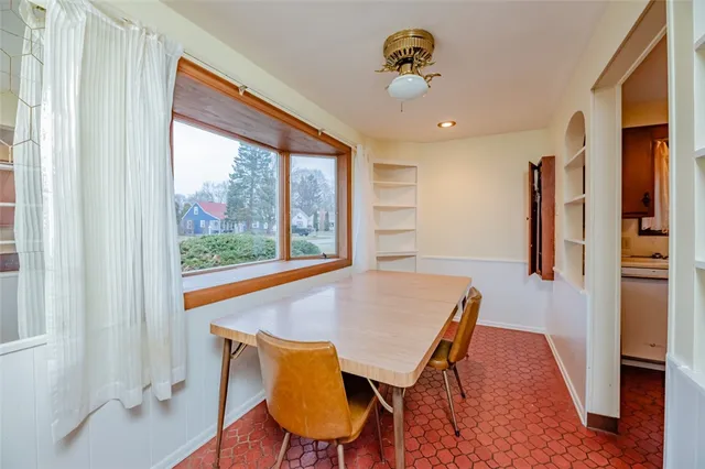 $159,000 | 385 Pemberton Road, Irondequoit, NY 14622