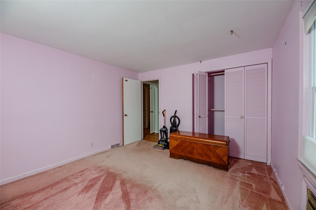 385 Pemberton Road Irondequoit, NY 14622 - Photo 20 of 40