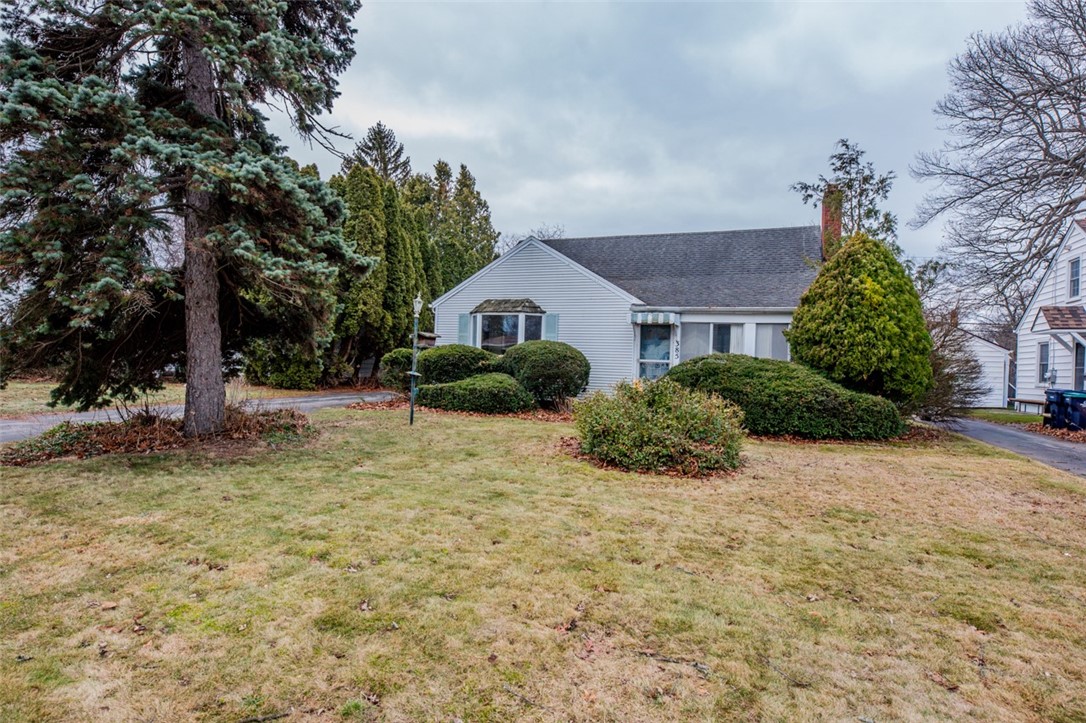 385 Pemberton Road Irondequoit, NY 14622 - Photo 2 of 40