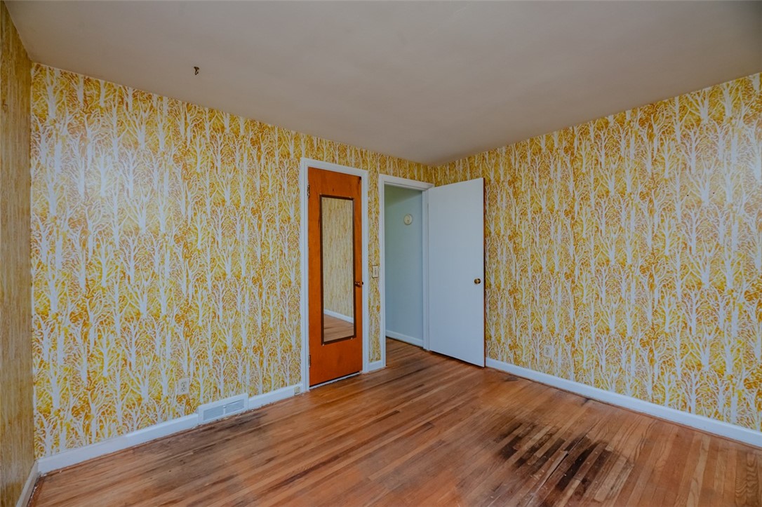 385 Pemberton Road Irondequoit, NY 14622 - Photo 25 of 40