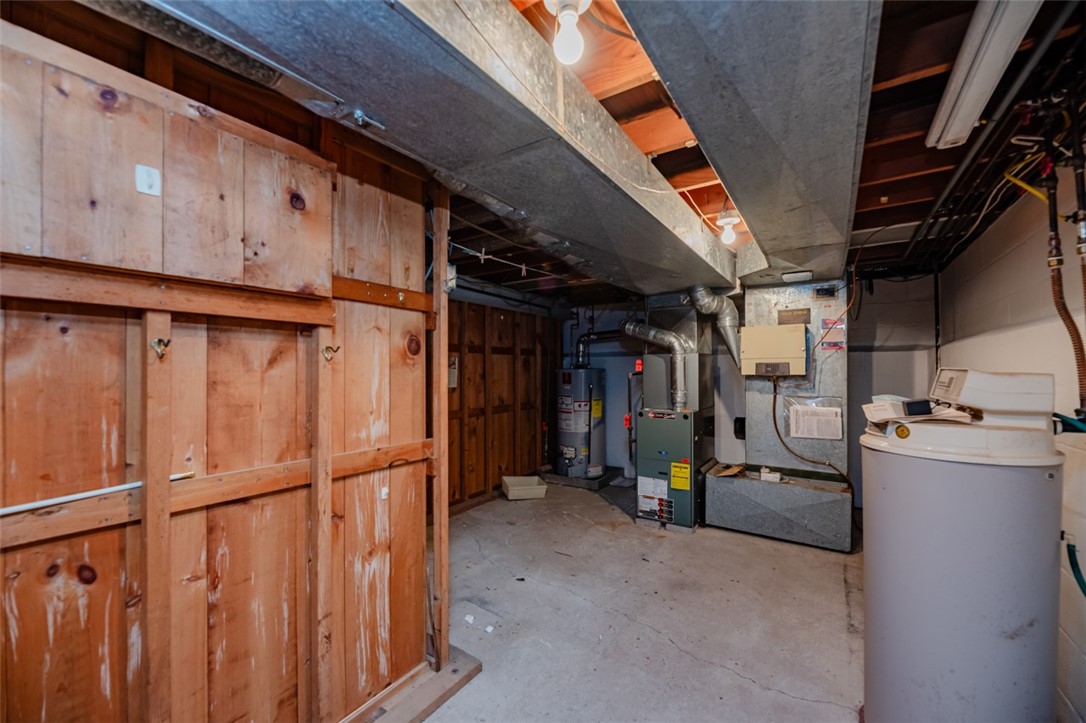 385 Pemberton Road Irondequoit, NY 14622 - Photo 36 of 40